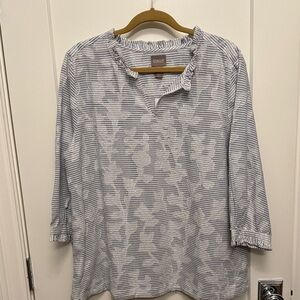 Chico's Patterned Top in Blue and White, NWT